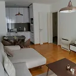Апартаменти Radovic